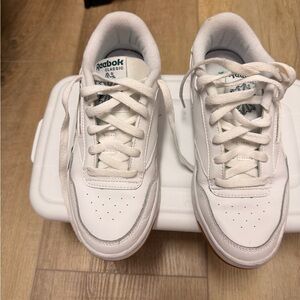 Reebok Classic White Leather Sneakers size 6.5